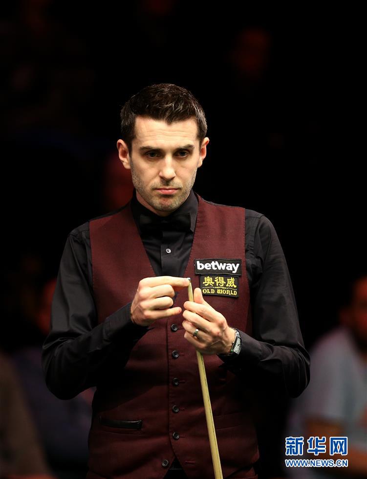 由此形成的 由此形成的